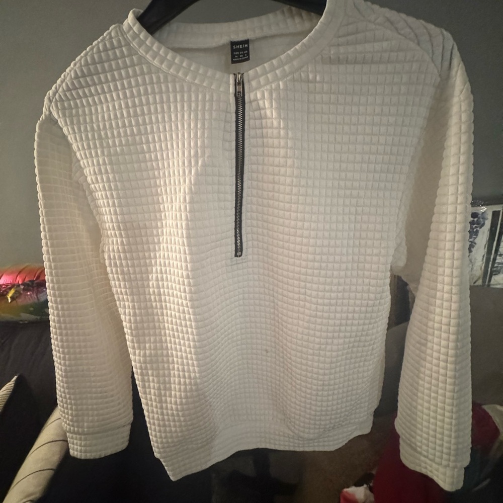 SHEIN White Quilted Zipper Top